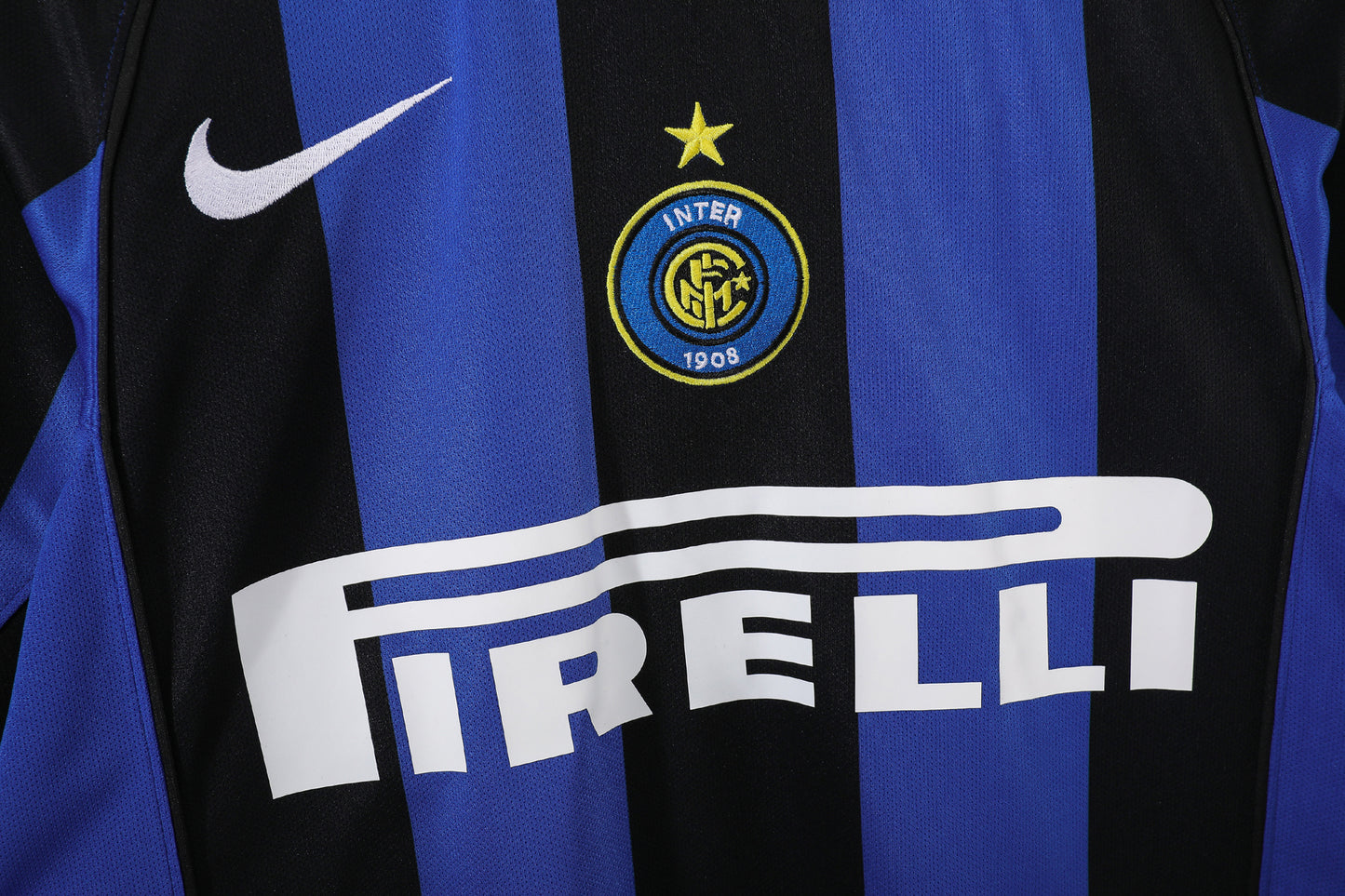 Inter de Milán Local - Temporada 2004/05