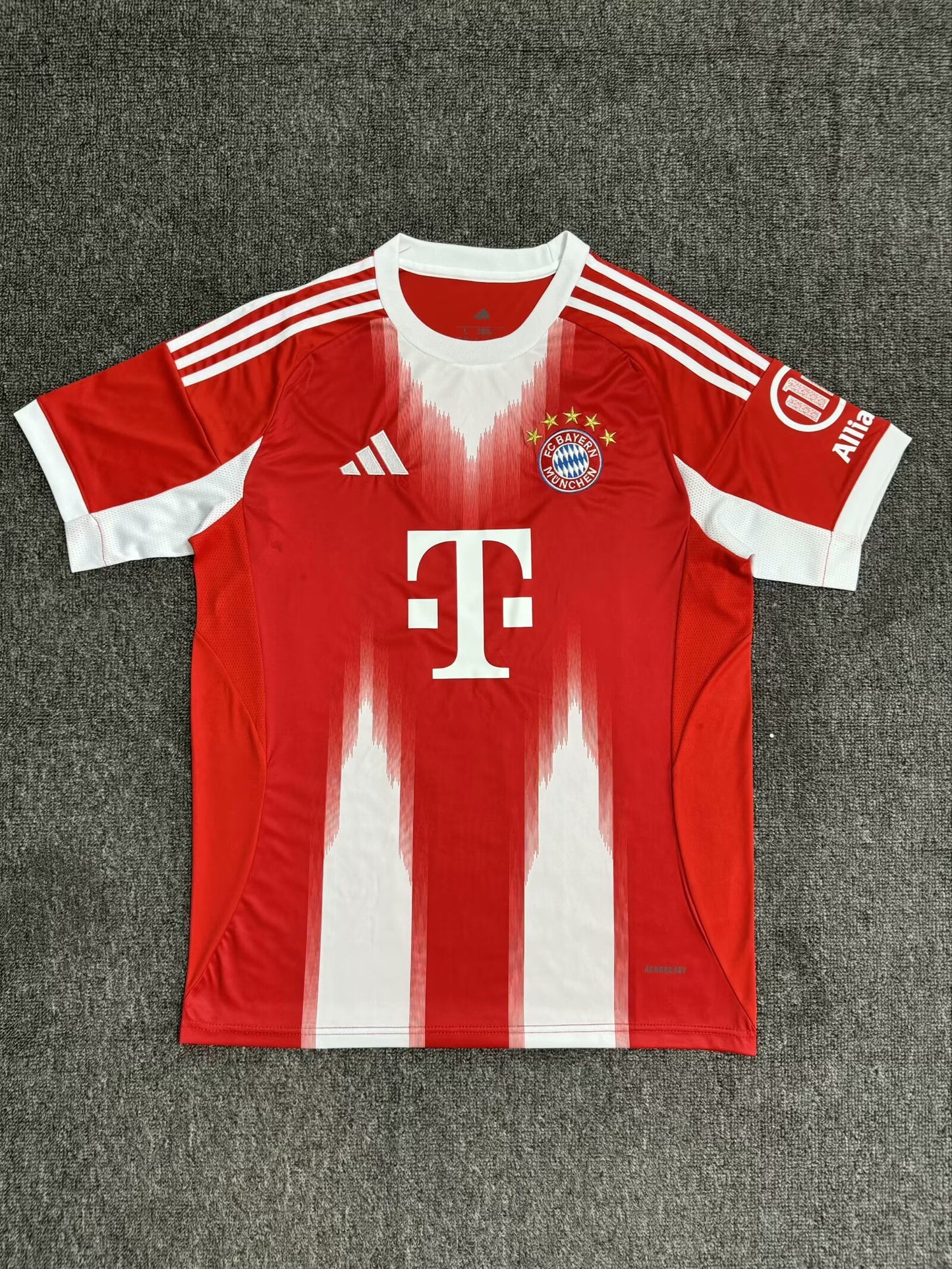 Bayern Múnich Local - Temporada 25/26