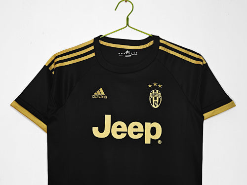 Juventus 3er Uniforme - Temporada 2015/16