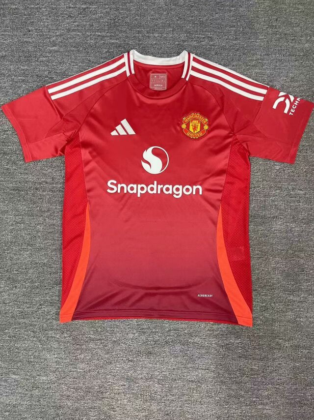 Manchester United Local - Temporada 24/25