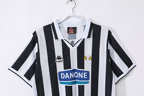 Juventus Local - Temporada 1994/95