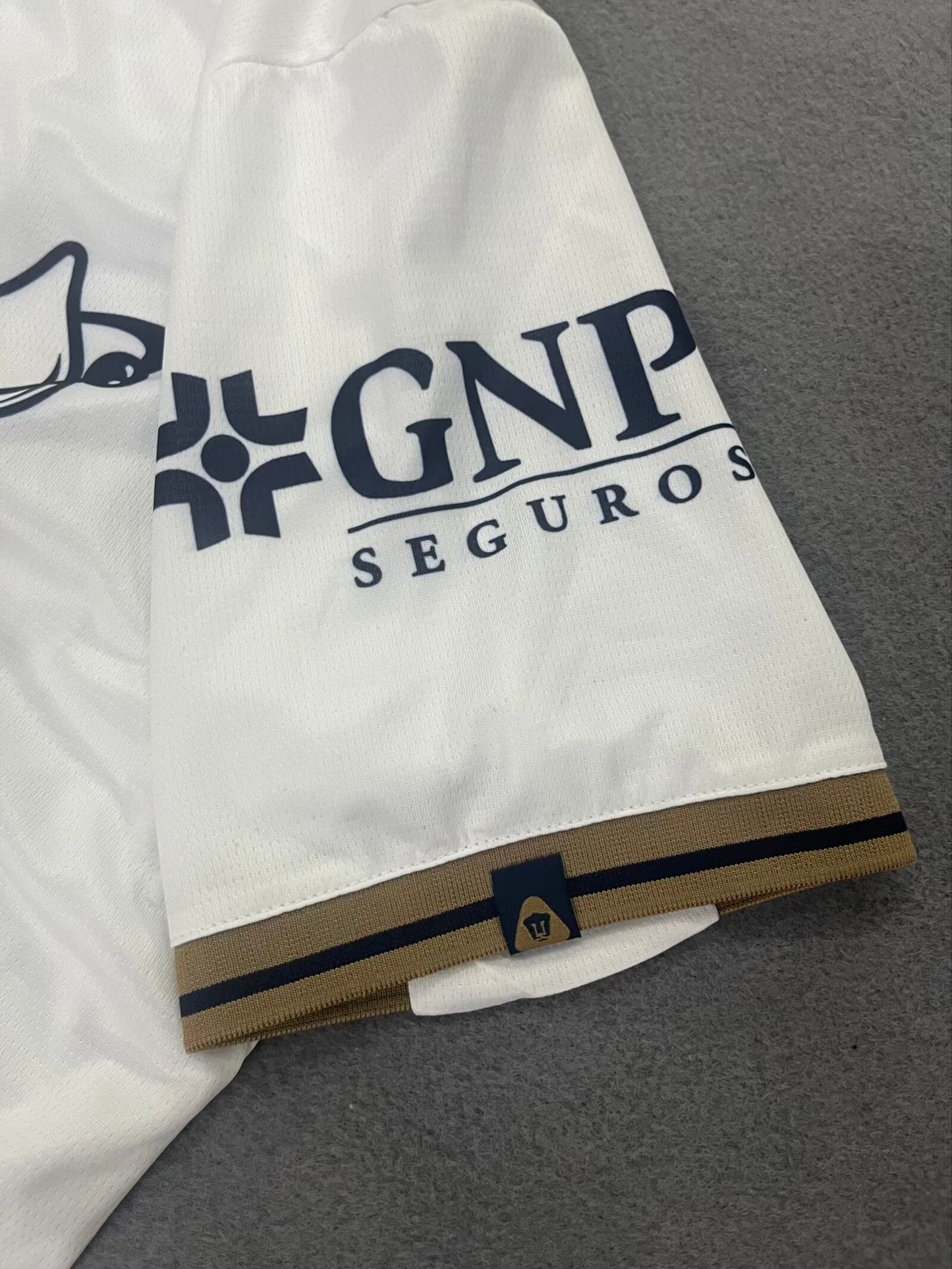 Pumas UNAM Local - Temporada 26/27
